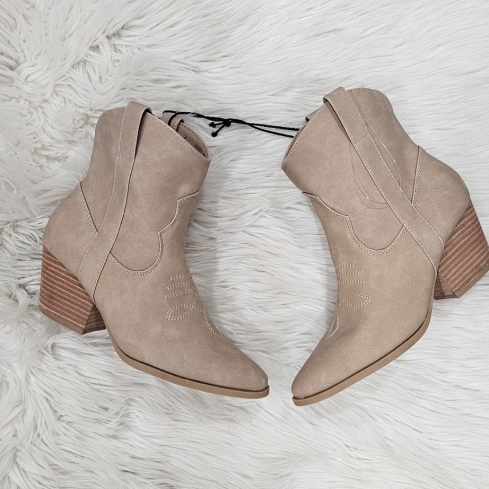 Rachel Zoe Rocky western Cowboy pull on Boots new - Picture 4 of 7